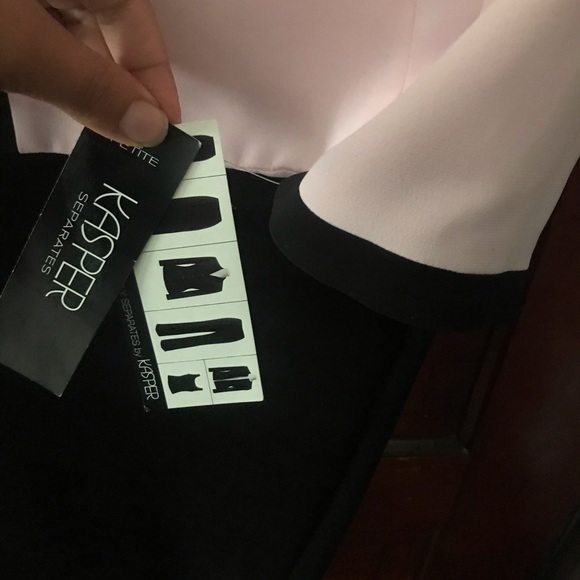 Pink and black blazer - Picture 3 of 4